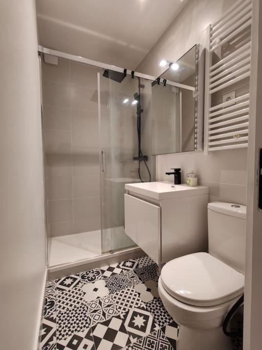 Apartment Moderno Al Centro Di - Republique *